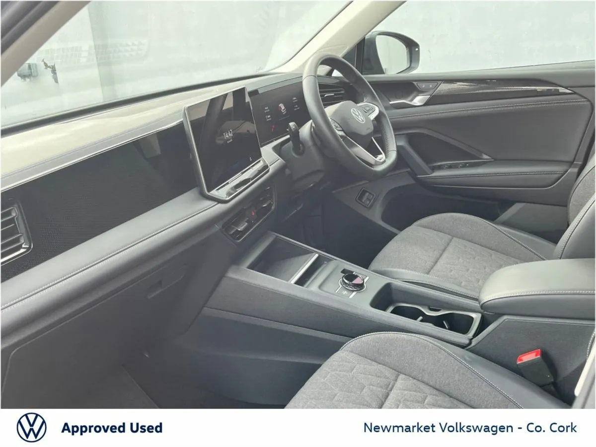 Volkswagen Tiguan 1.5 PETROL PLUG IN HYBRID AUTOMA - Image 4