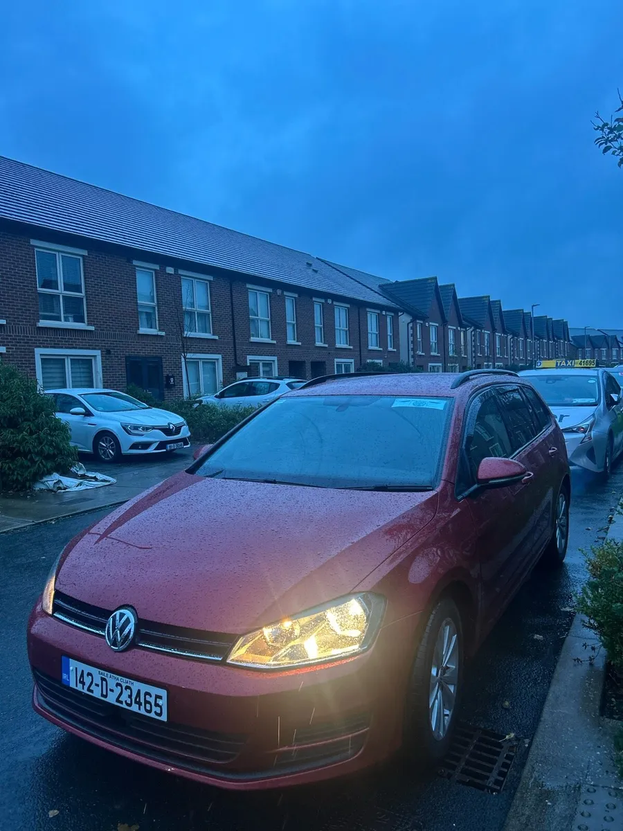 Volkswagen GOLF estate 1.6 diesel - Image 1