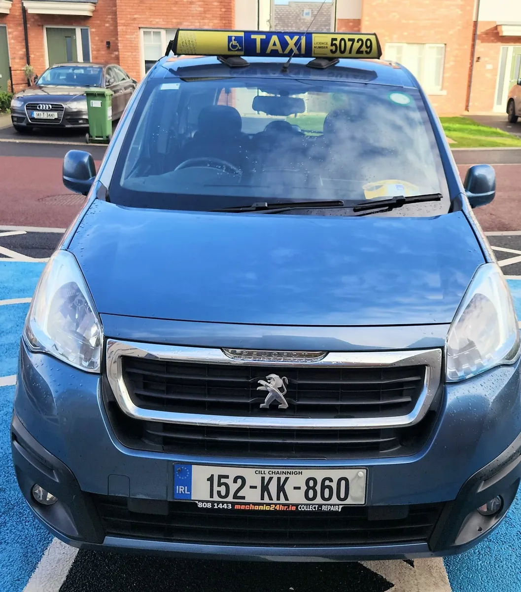 Peugeot Partner Tepee 2015 - Image 1