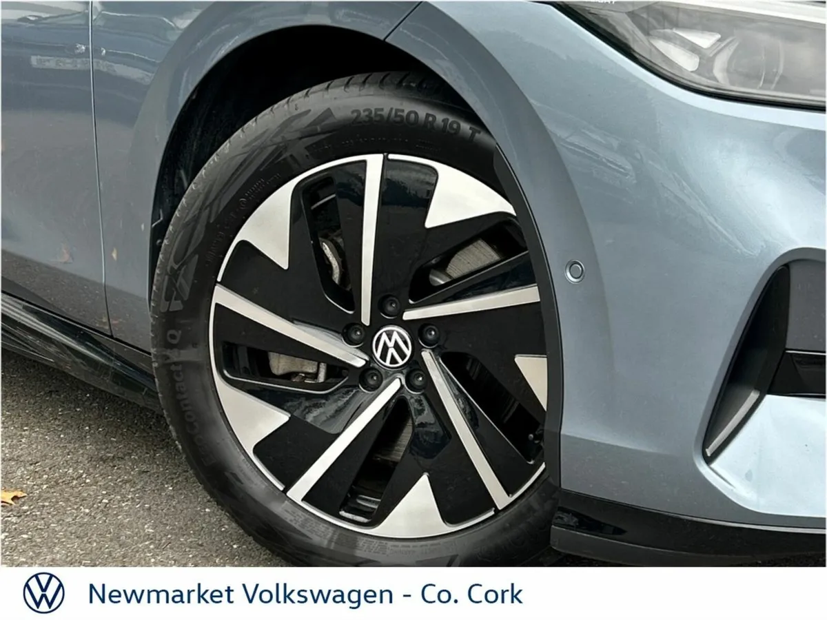 Volkswagen ID.7 PRO PLUS 286BHP 77KWH BIG BATTERY - Image 2