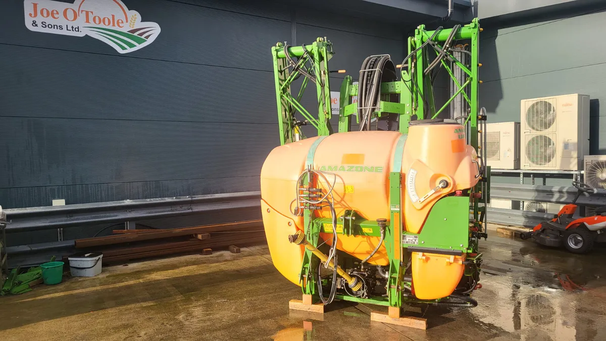 Used Amazone UF 901 15 mtr Electric Controls - Image 1