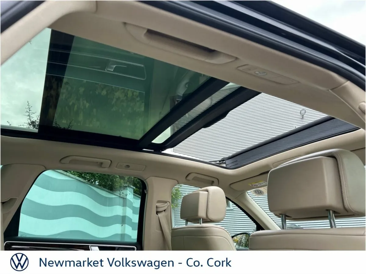 Volkswagen Touareg R-LINE 3.0TDI 262 BHP GLASS ROO - Image 4