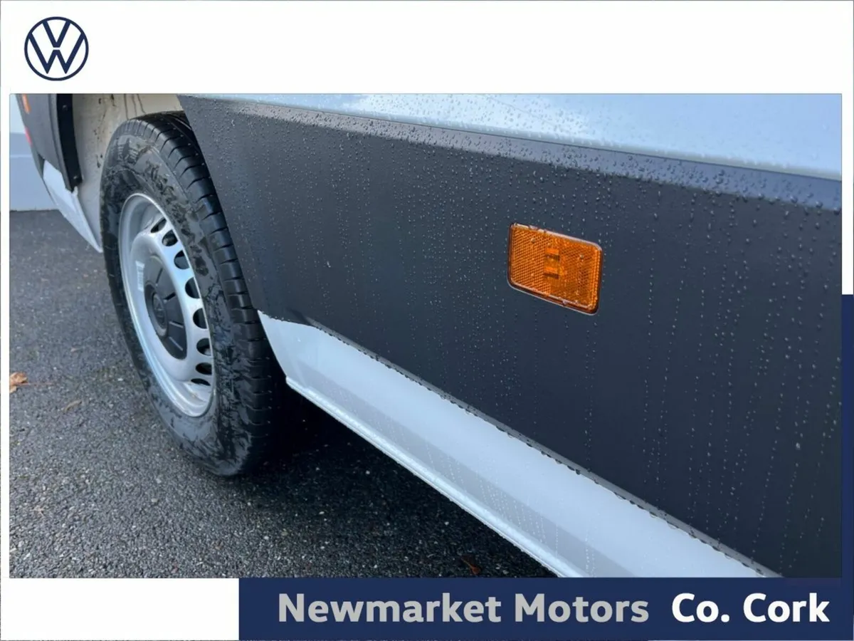 Volkswagen Crafter 177BHP AUTOMATIC 35 LONG WHEEL - Image 3