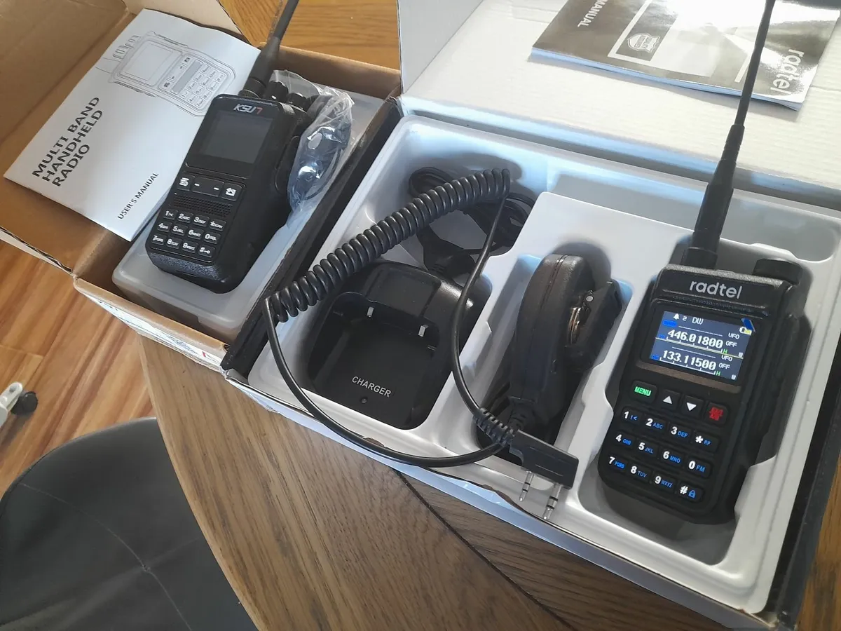 Walkie-talkies - Image 3