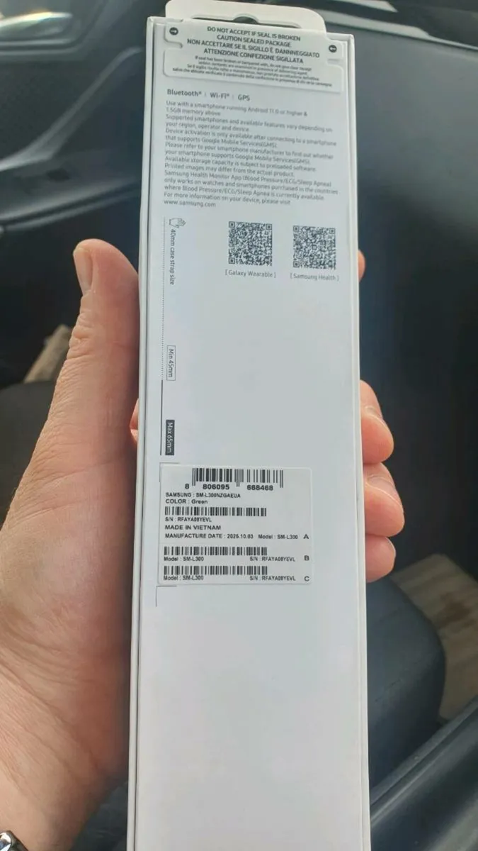 Samsung galaxy 7 smart waches green  40mm - Image 2