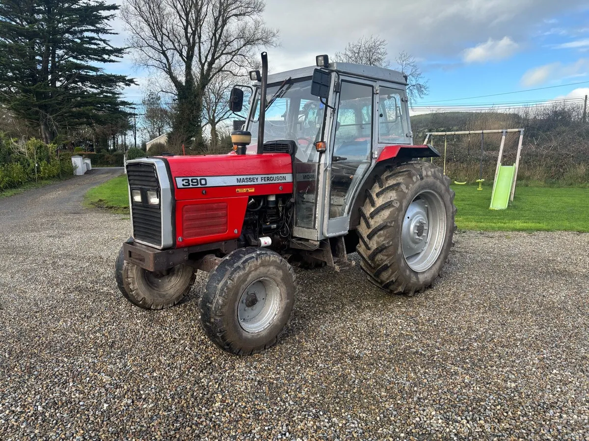 Massey Ferguson 390 - Image 1