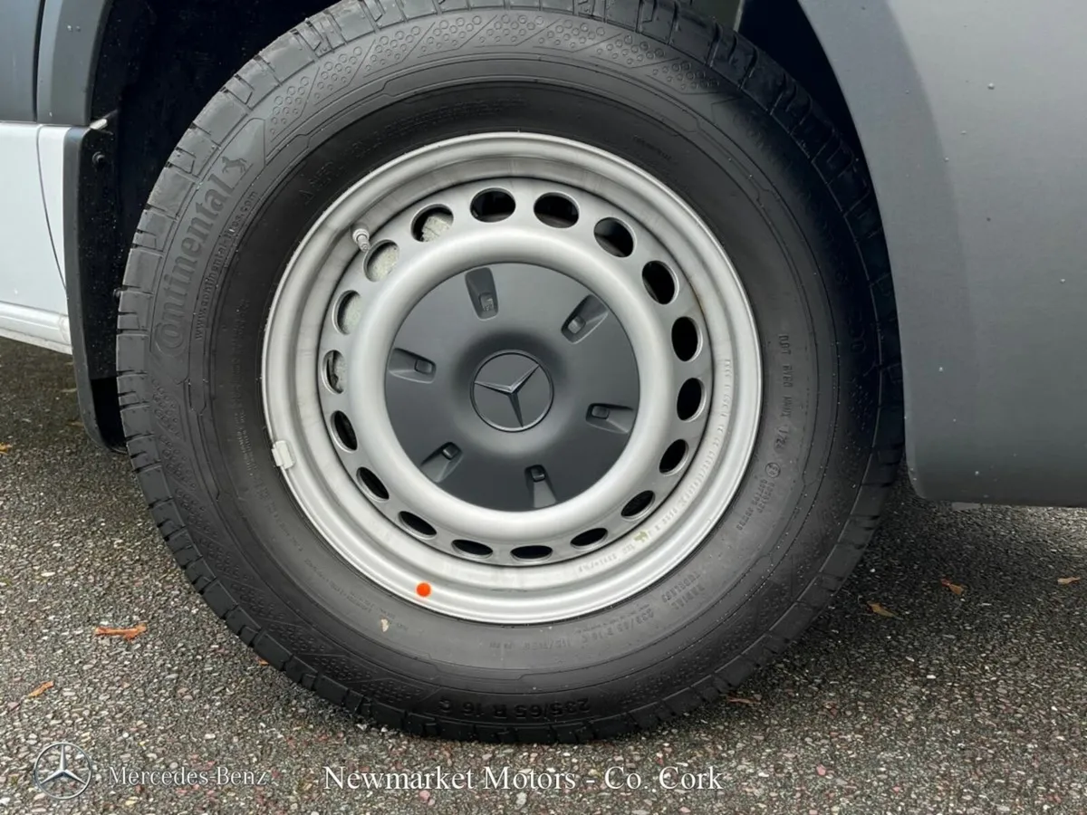 Mercedes-Benz Sprinter DROPSIDE LONG WHEEL BASE 2. - Image 2