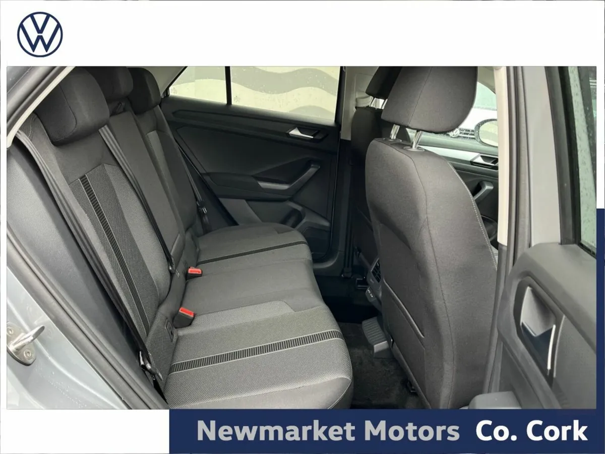 Volkswagen T-Roc 1.0TSI 116BHP 6 SPEED EDITION 75 - Image 3