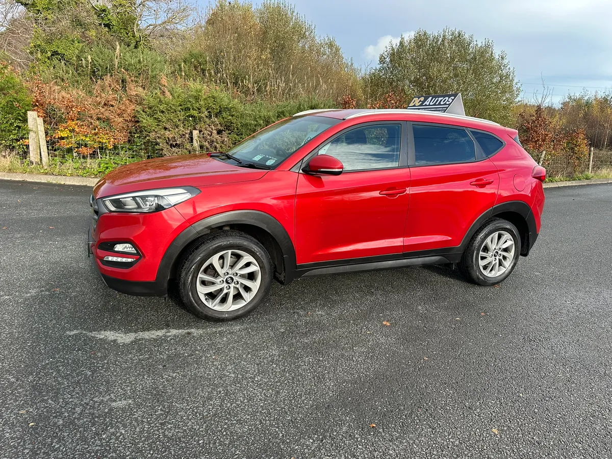 HYUNDAI TUCSON - Image 2