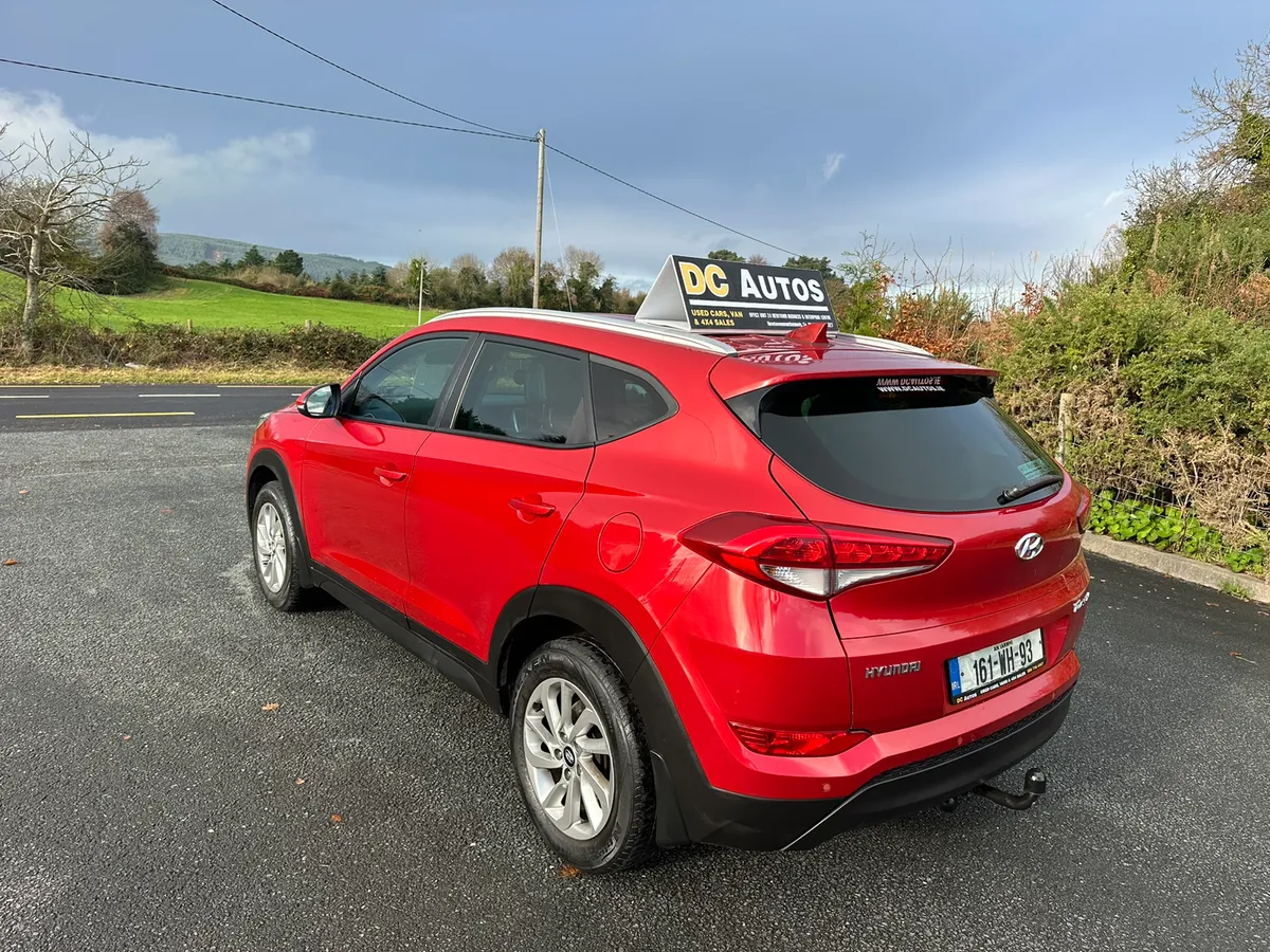 HYUNDAI TUCSON - Image 4