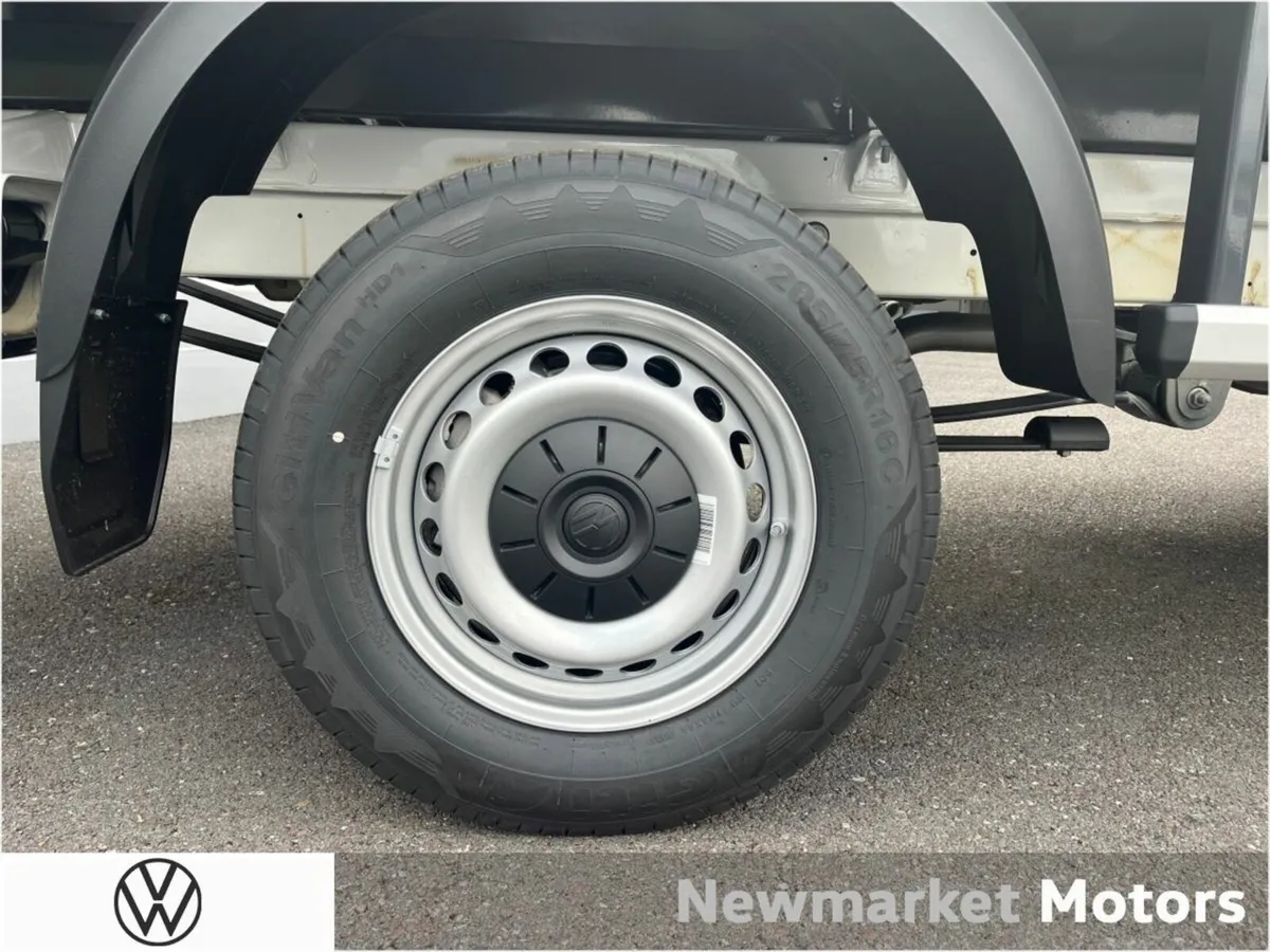 Volkswagen Crafter DROP SIDE PICKUP MEDIUM WHEEL B - Image 2