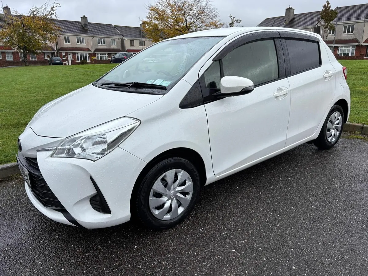 Toyota Vitz 2017 - Image 2