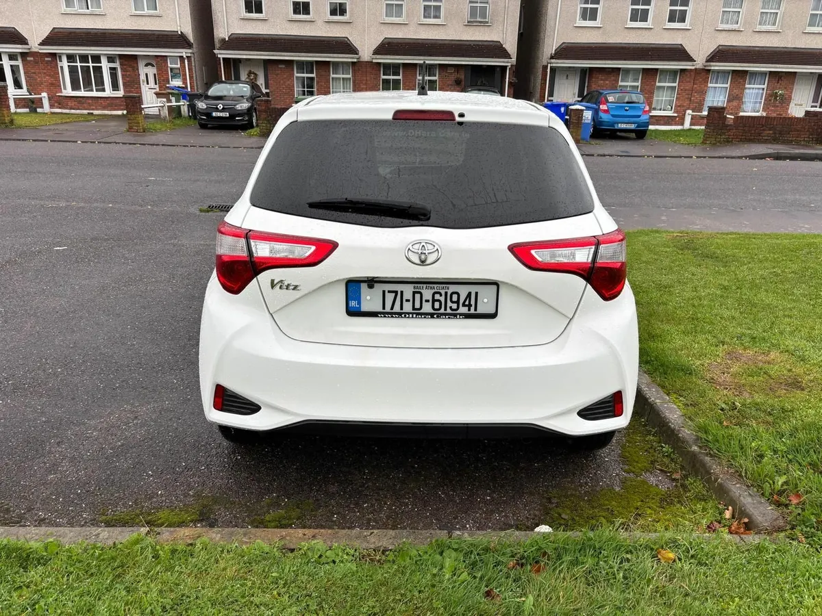 Toyota Vitz 2017 - Image 4