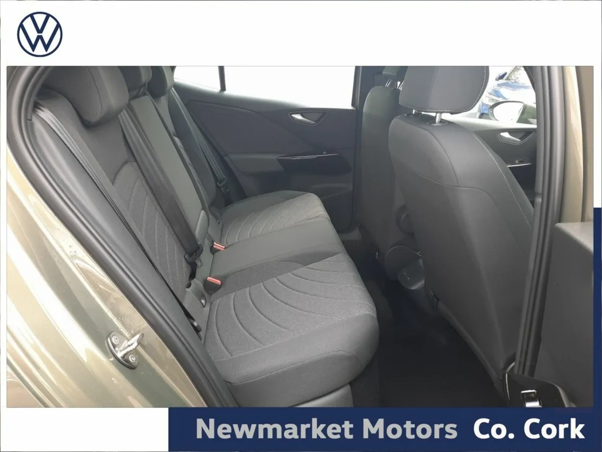 Volkswagen ID.3 AVAILABLE FOR JANUARY 2026  PRO NE - Image 3