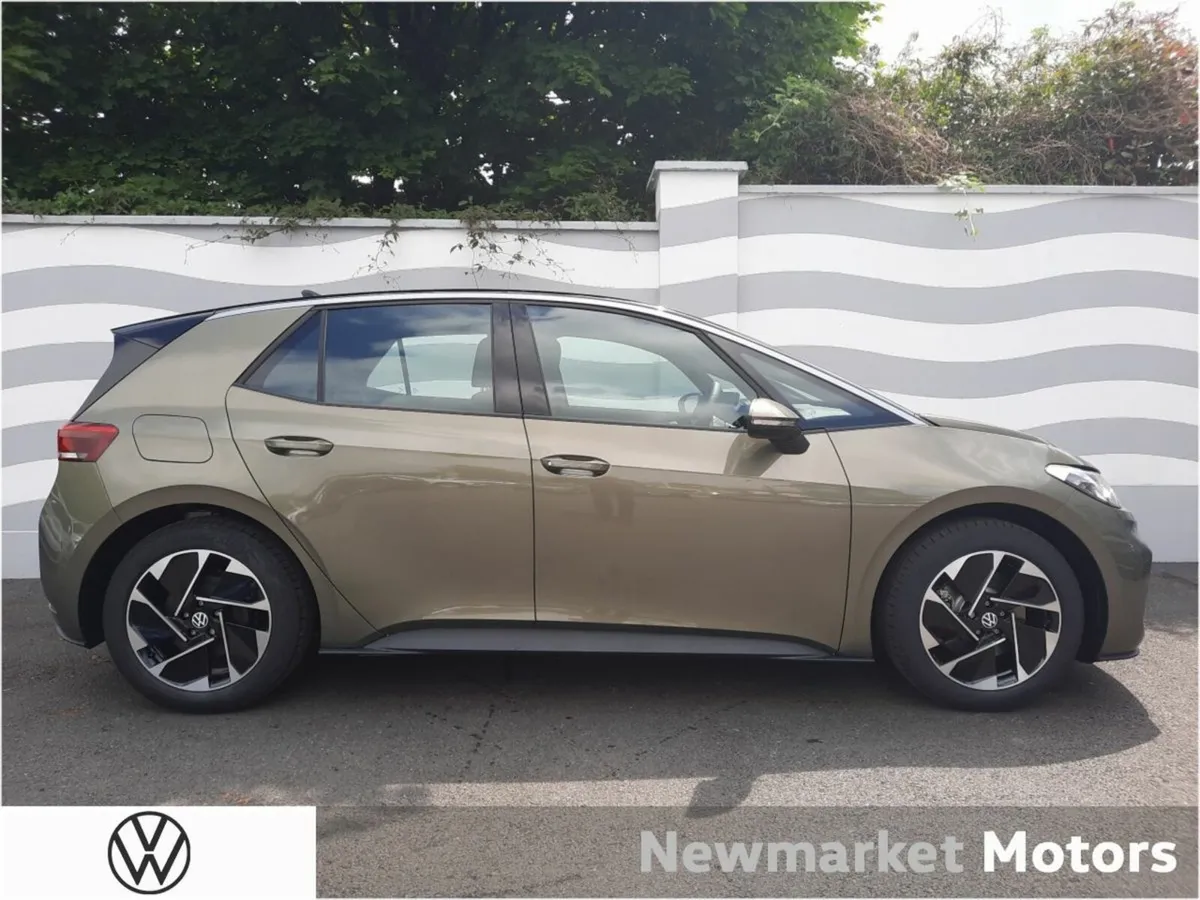Volkswagen ID.3 AVAILABLE FOR JANUARY 2026  PRO NE - Image 4