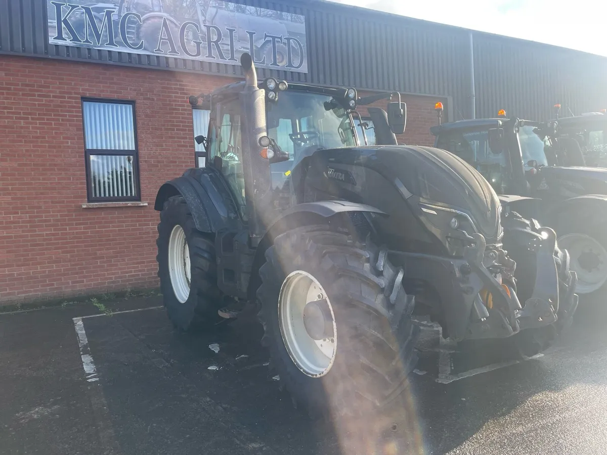 2018 valtra t174a - Image 2