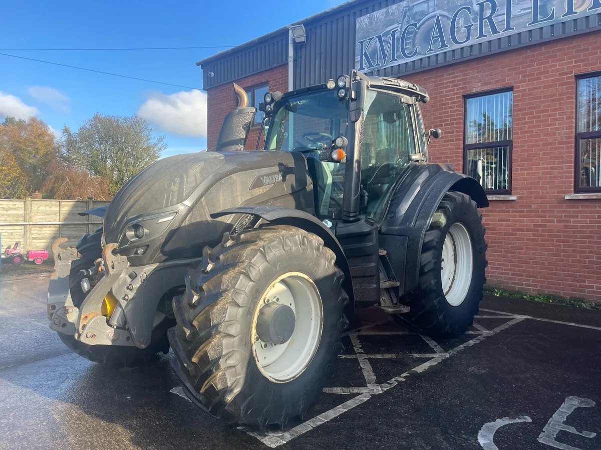 2018 valtra t174a - Image 3