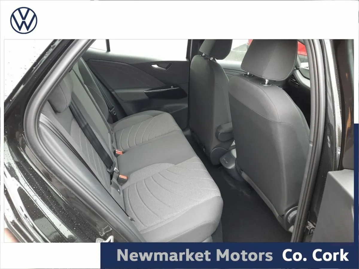 Volkswagen ID.3  AVAILABLE PRO 58KWH AVAILABLE FOR - Image 3