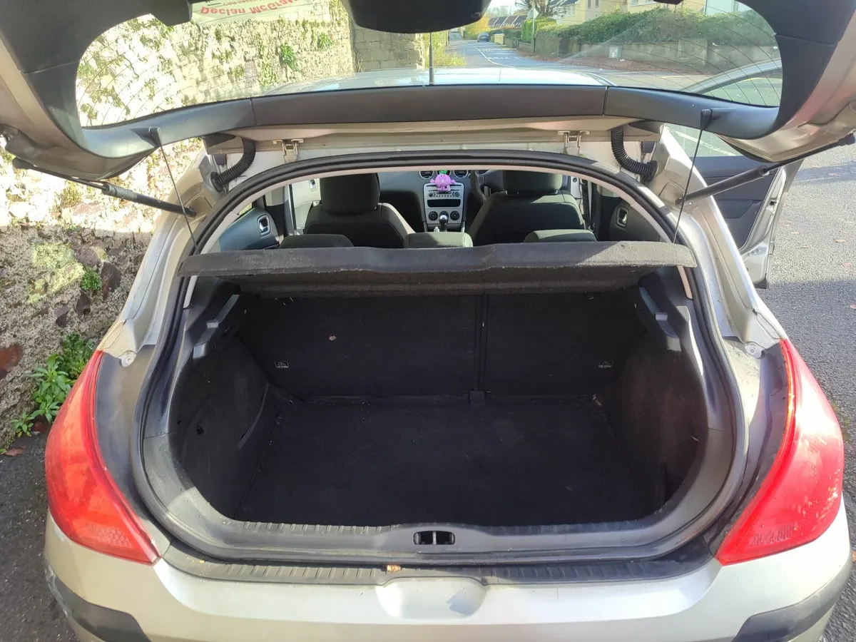 Peugeot 308 2008 - Image 3