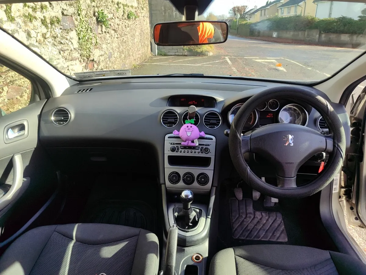 Peugeot 308 2008 - Image 4