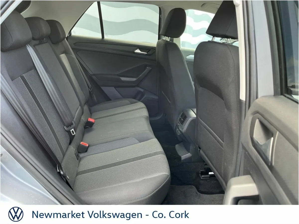 Volkswagen T-Roc EDITION 75 2.0TDI 6 SPEED 116BHP - Image 4