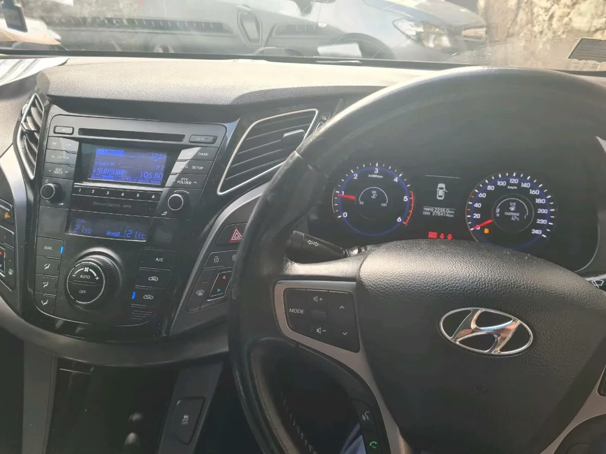 Hyundai I 40 estate - Image 4