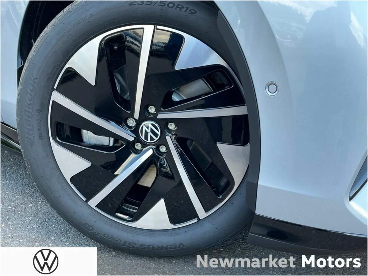 Volkswagen ID.7 TOURER ESTATE PRO PLUS 286BHP IN S - Image 2