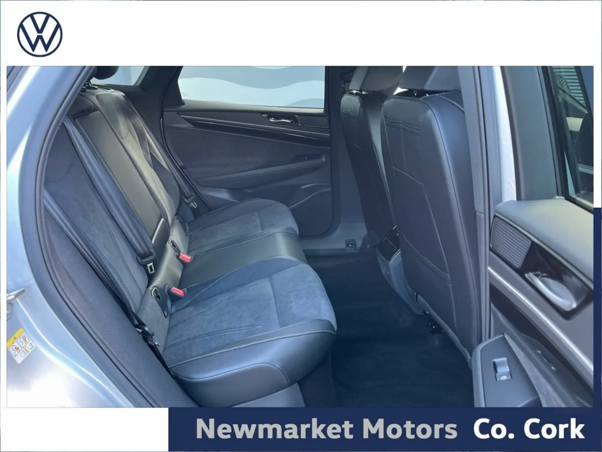 Volkswagen ID.7 TOURER ESTATE PRO PLUS 286BHP IN S - Image 3