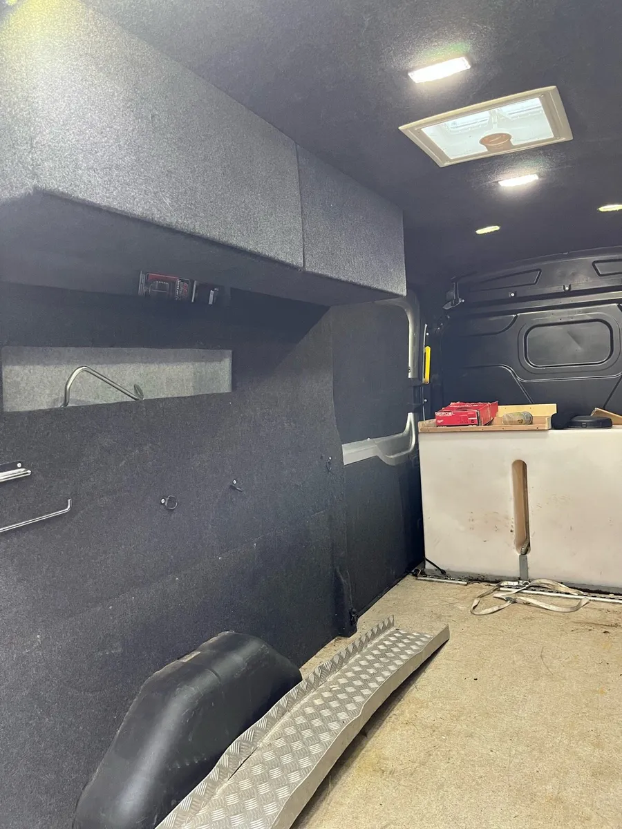 Ford transit - Image 4