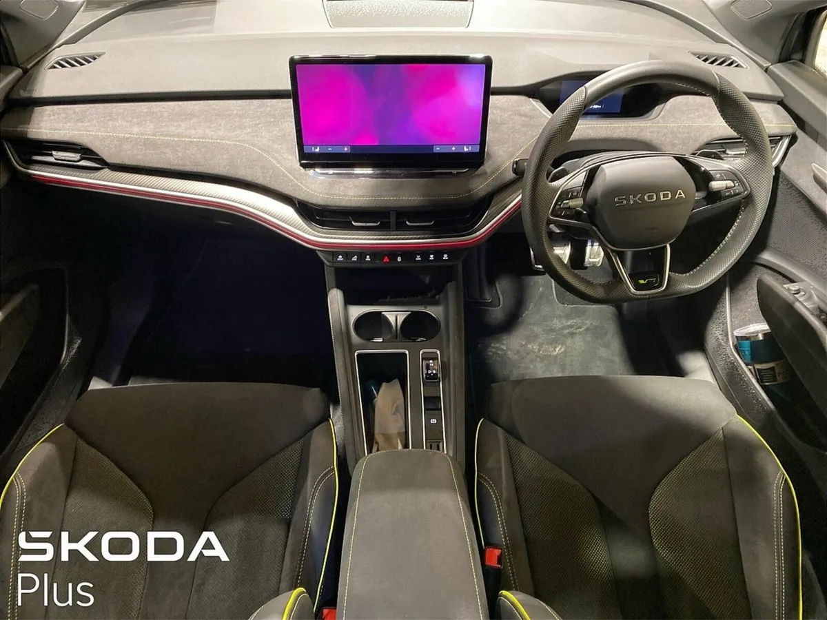 Skoda Elroq RS 340bhp 4x4 79KW *Electric Towbar* - Image 2