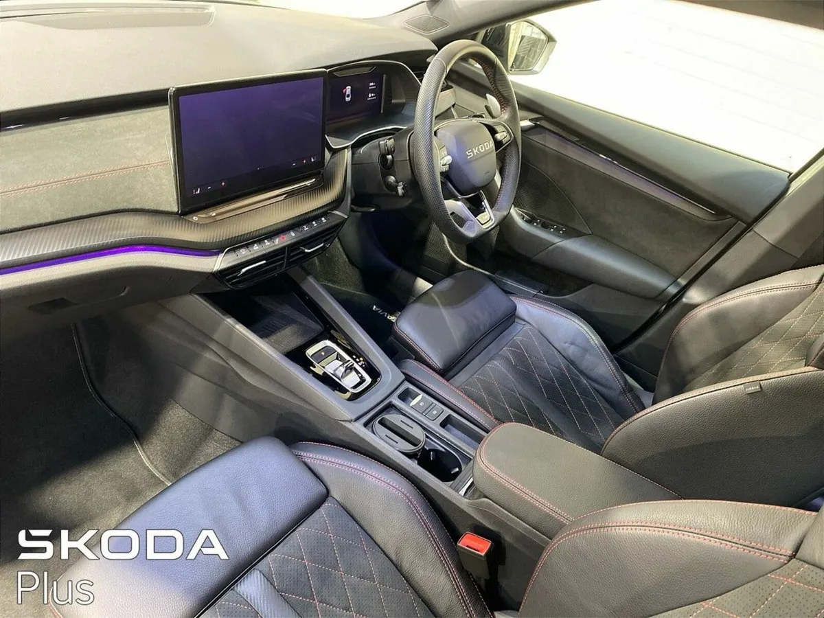 Skoda Octavia RS 2.0TSI 265bhp DSG *Massive Spec* - Image 4