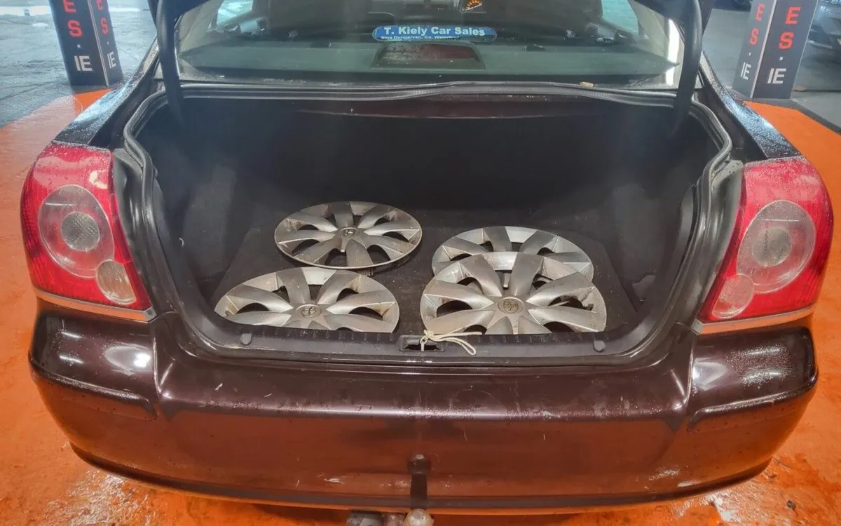 Toyota Avensis 1.6 VVT-i Aura - Image 4