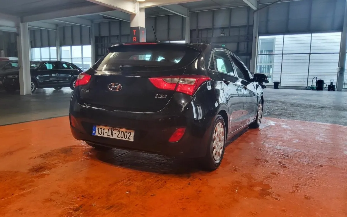 Hyundai i30 1.6 CRDi 90hp Classic - Image 4