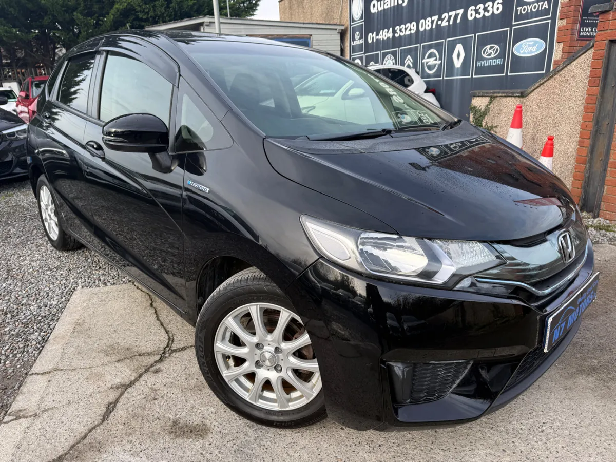 2015 Honda Fit 1.5 HYBRID AUTO - Image 1