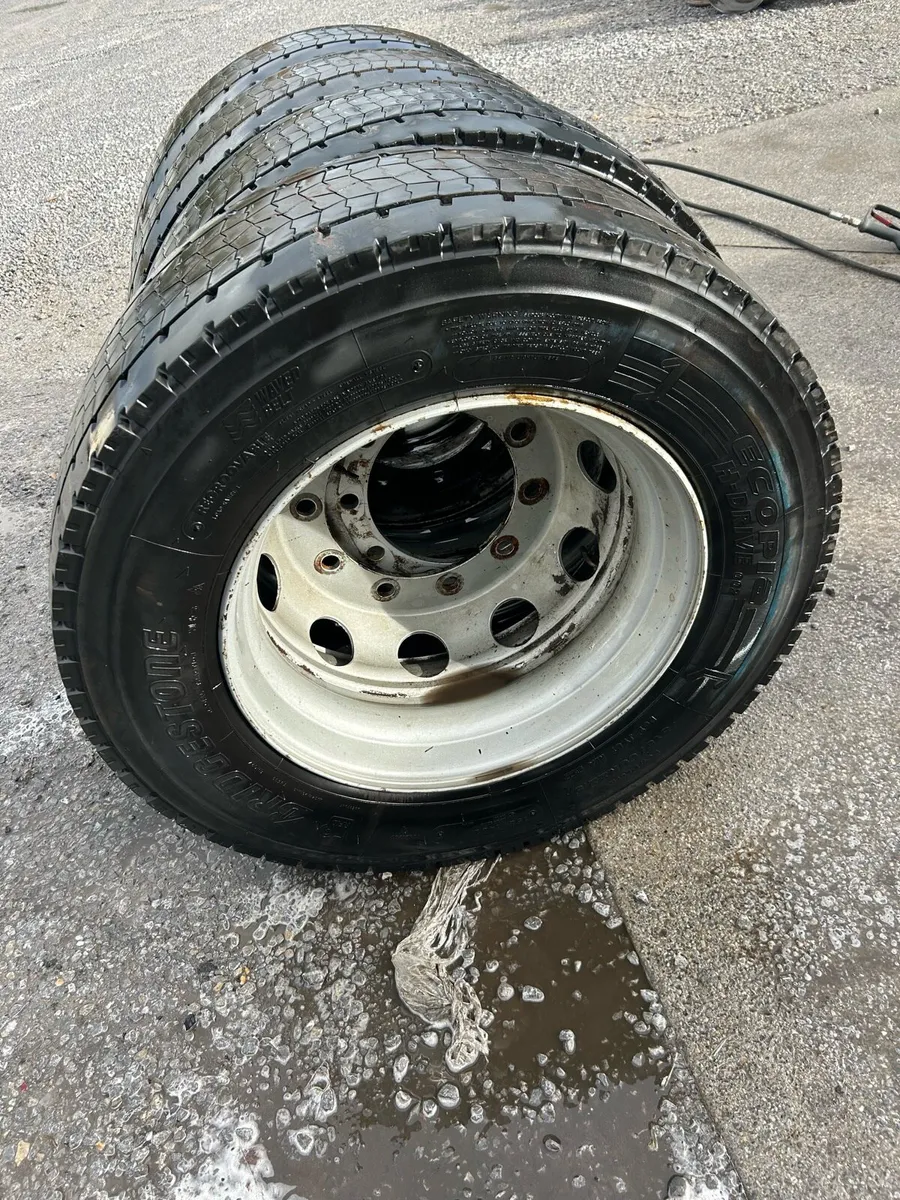 315/60R22.5 Bridgestone on 10 stud rims - Image 2