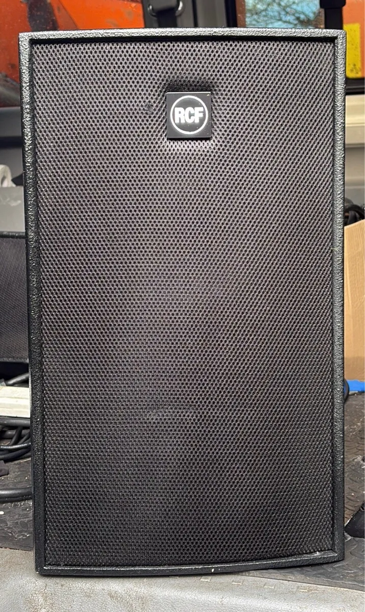 Speaker Tops RCF - Image 1
