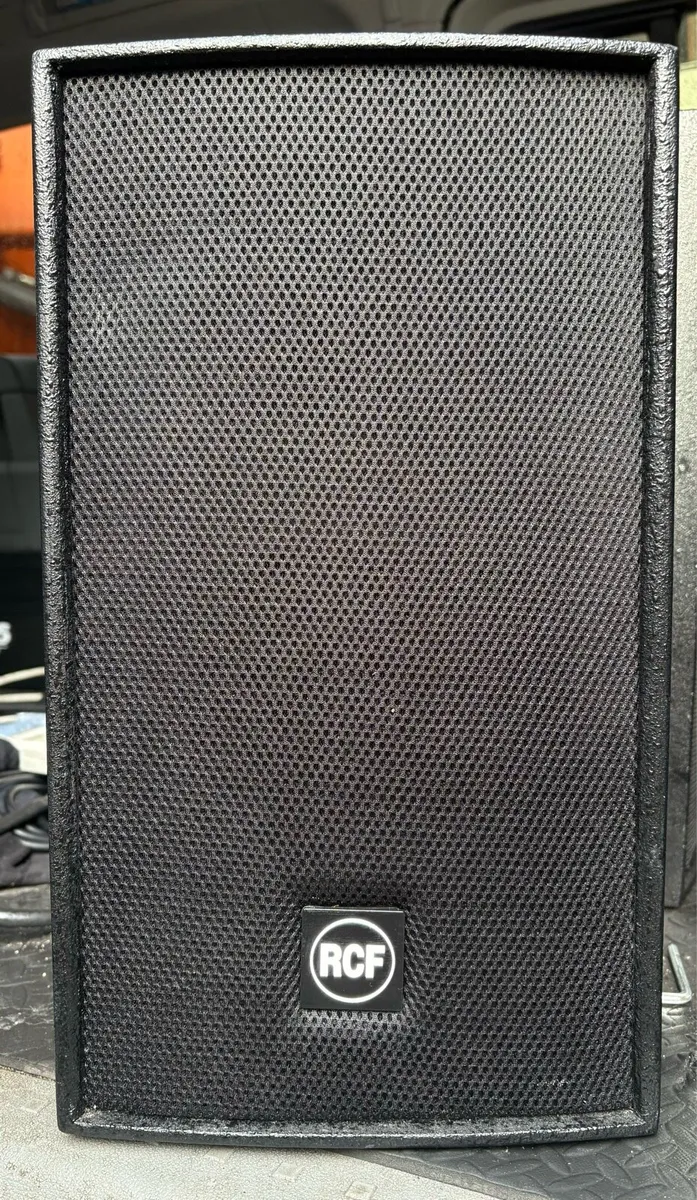 Speaker Tops RCF - Image 3