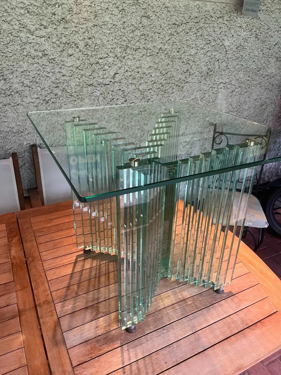 retro stacked glass side table - Image 3