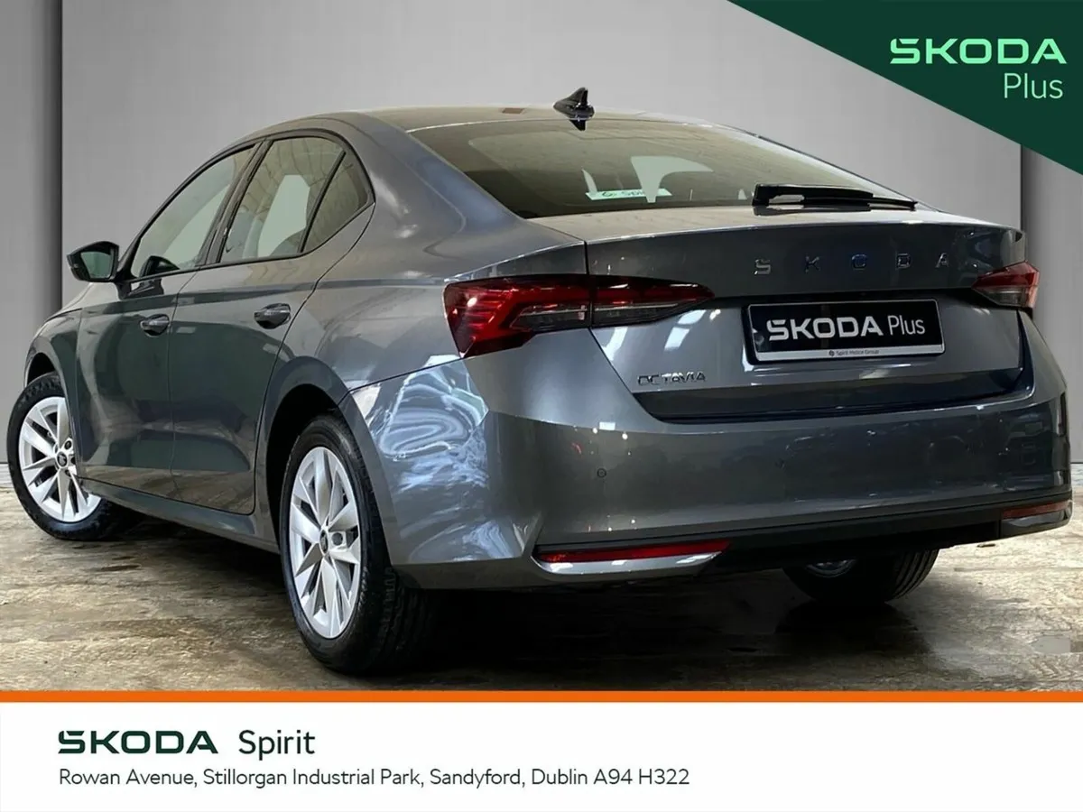 Skoda Octavia Selection 1.5TSI 115bhp DSG mHEV - Image 4