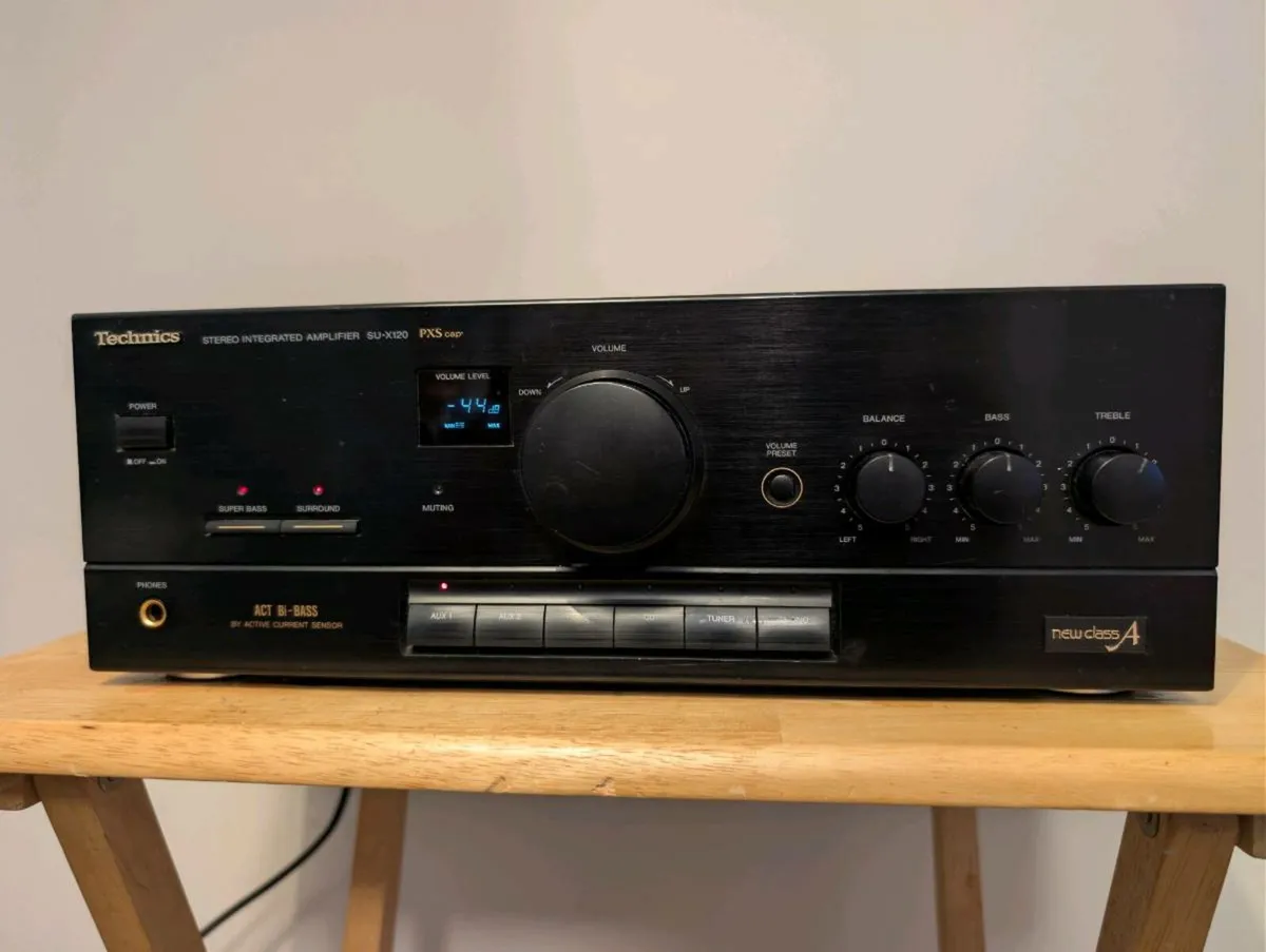 Technics Amplifier - Image 1