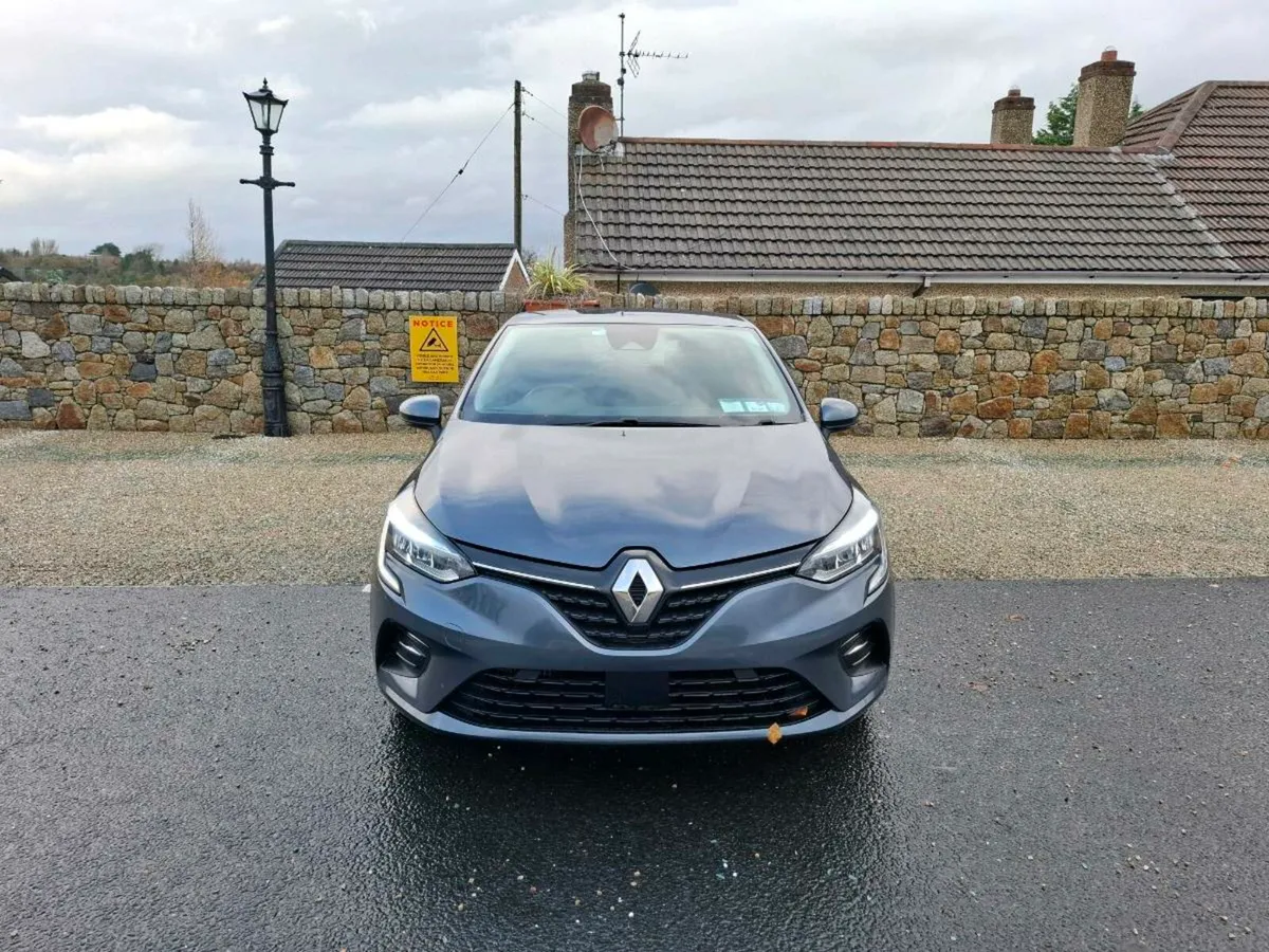 Renault Clio - Image 1