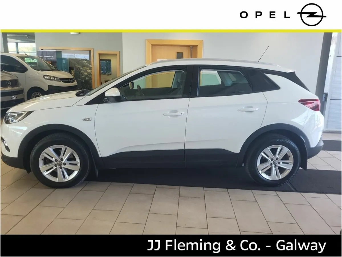 Opel Grandland X 1.5 Turbo D 130PS 6 Speed SC - Image 3