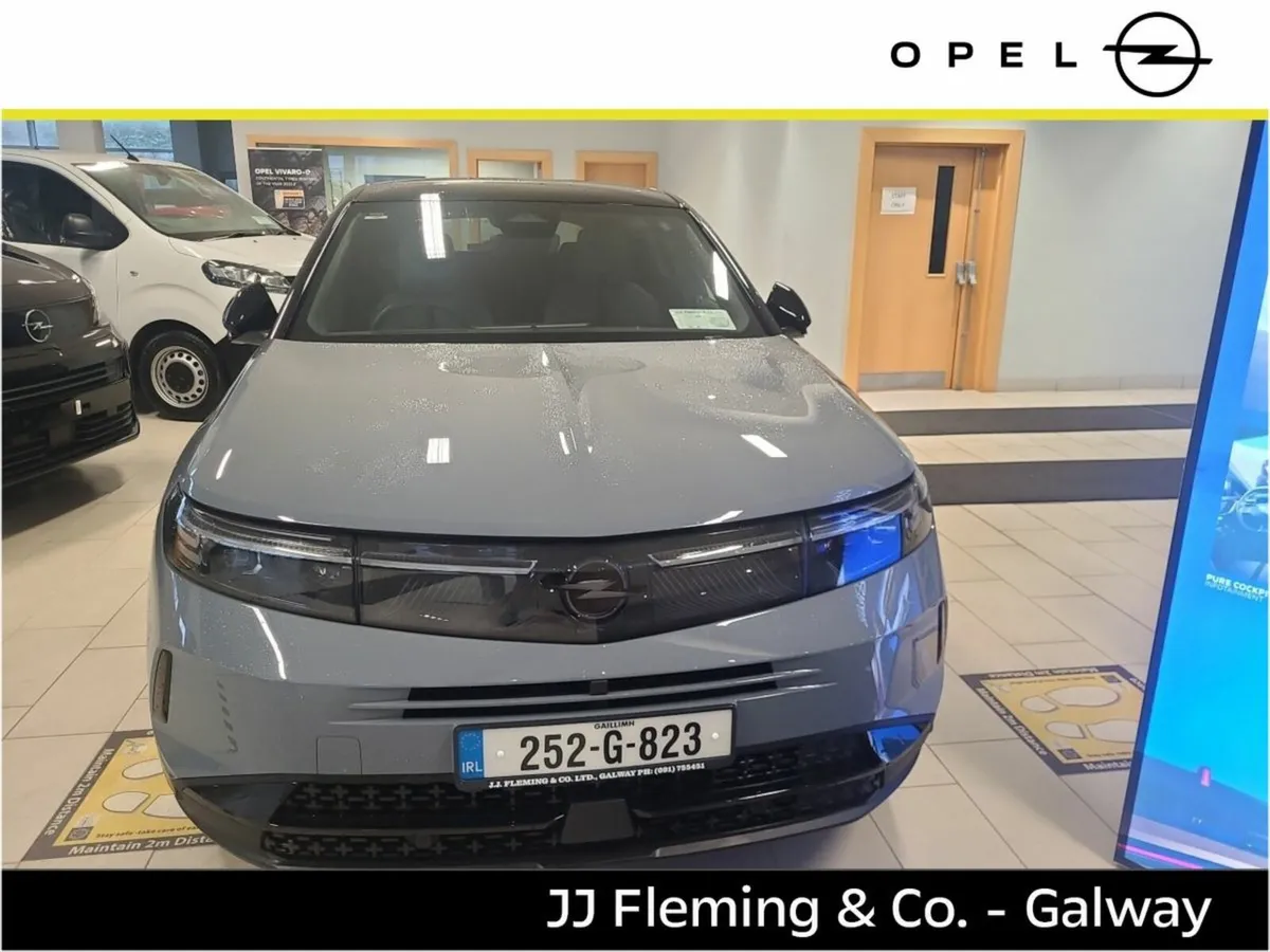 Opel Grandland GS PureTech 136 MHEV - Image 1