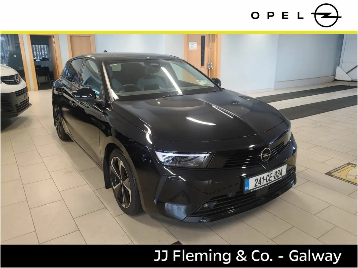 Opel Astra Elegance 1.2 Turbo 110PS Petrol 6 Speed - Image 2