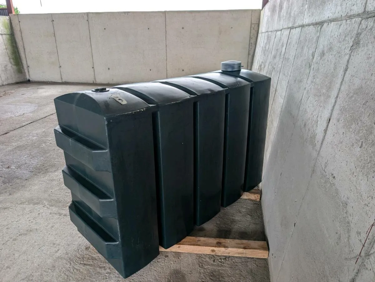Oil tanks 1200 litres - Image 4