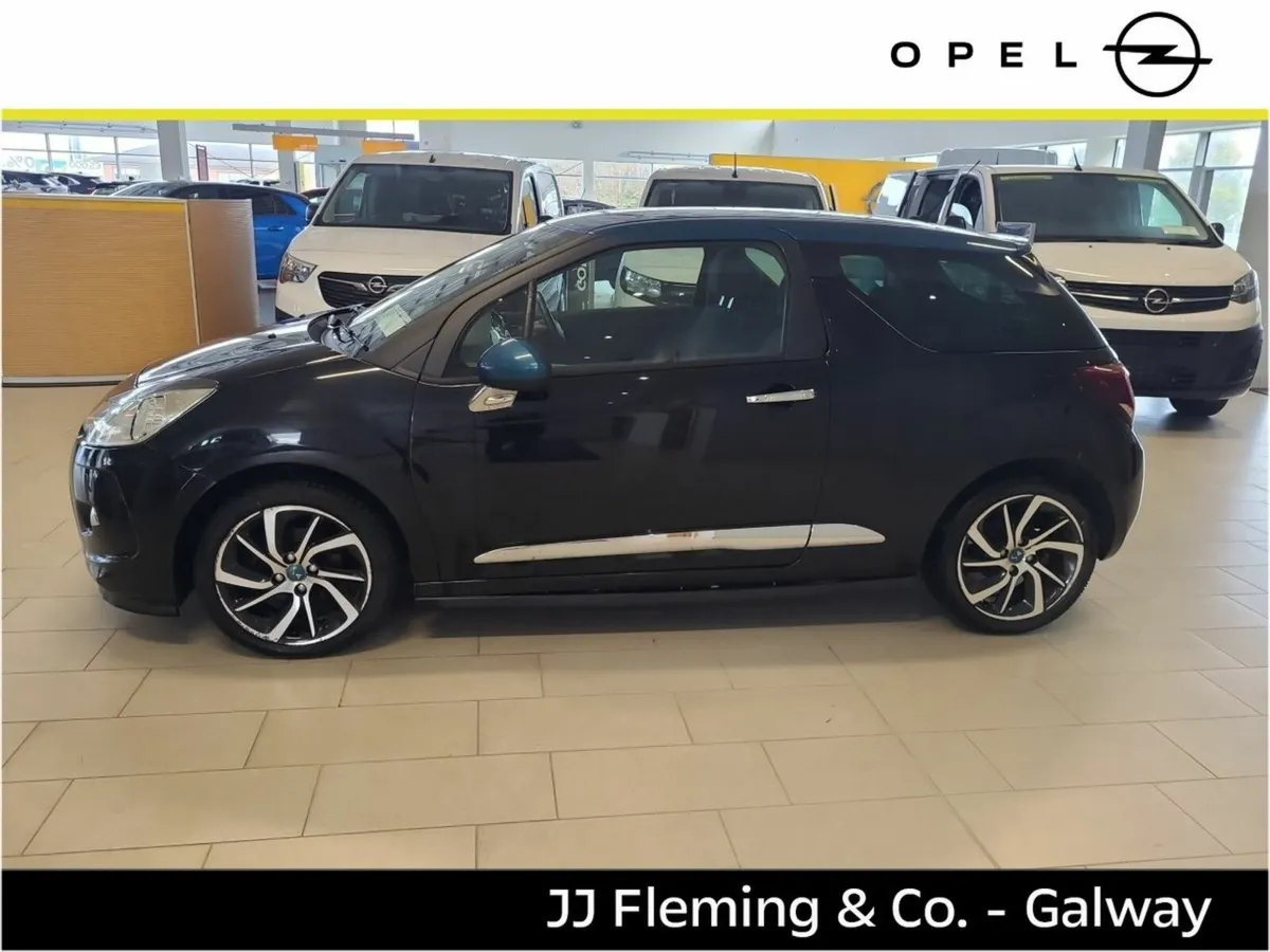 Citroen DS 3 DS3 BLUEHDI100 DSTYLE MY32 2 DR - Image 3