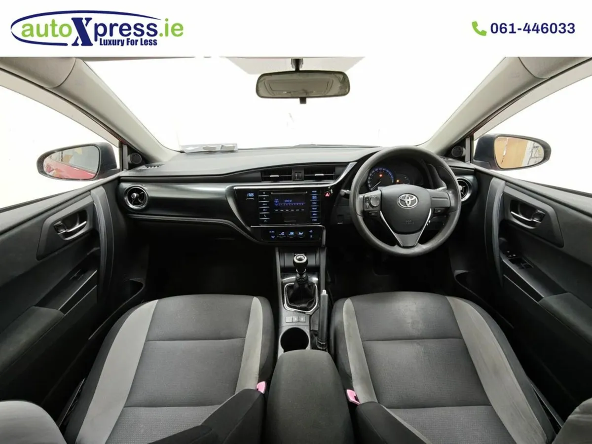 Toyota Auris 1.4d Terra - Image 2