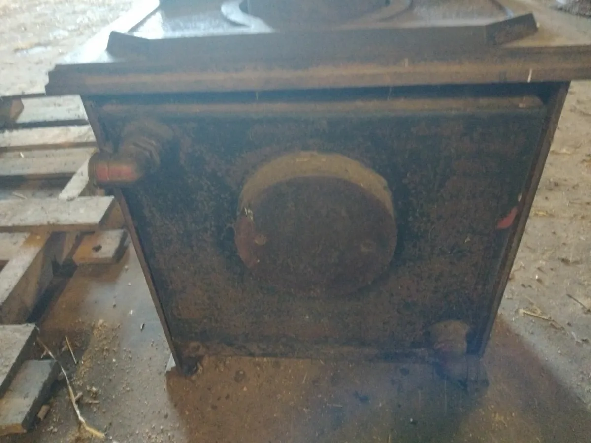 Stove - Image 3