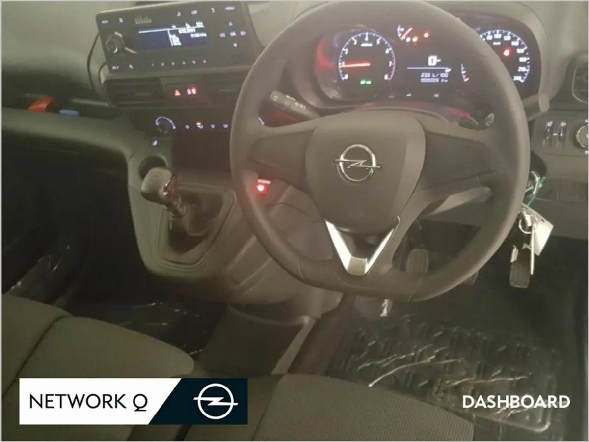 Opel Combo L1HI Komfort 1.5 100 PS - Image 2