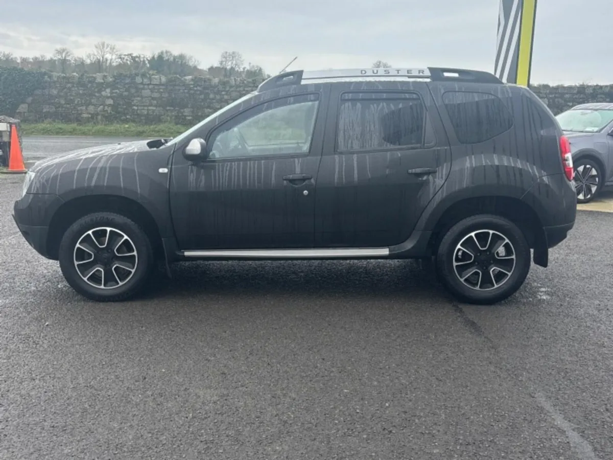 Dacia Duster 1.5 dCi 110 PRESTIGE - Image 4